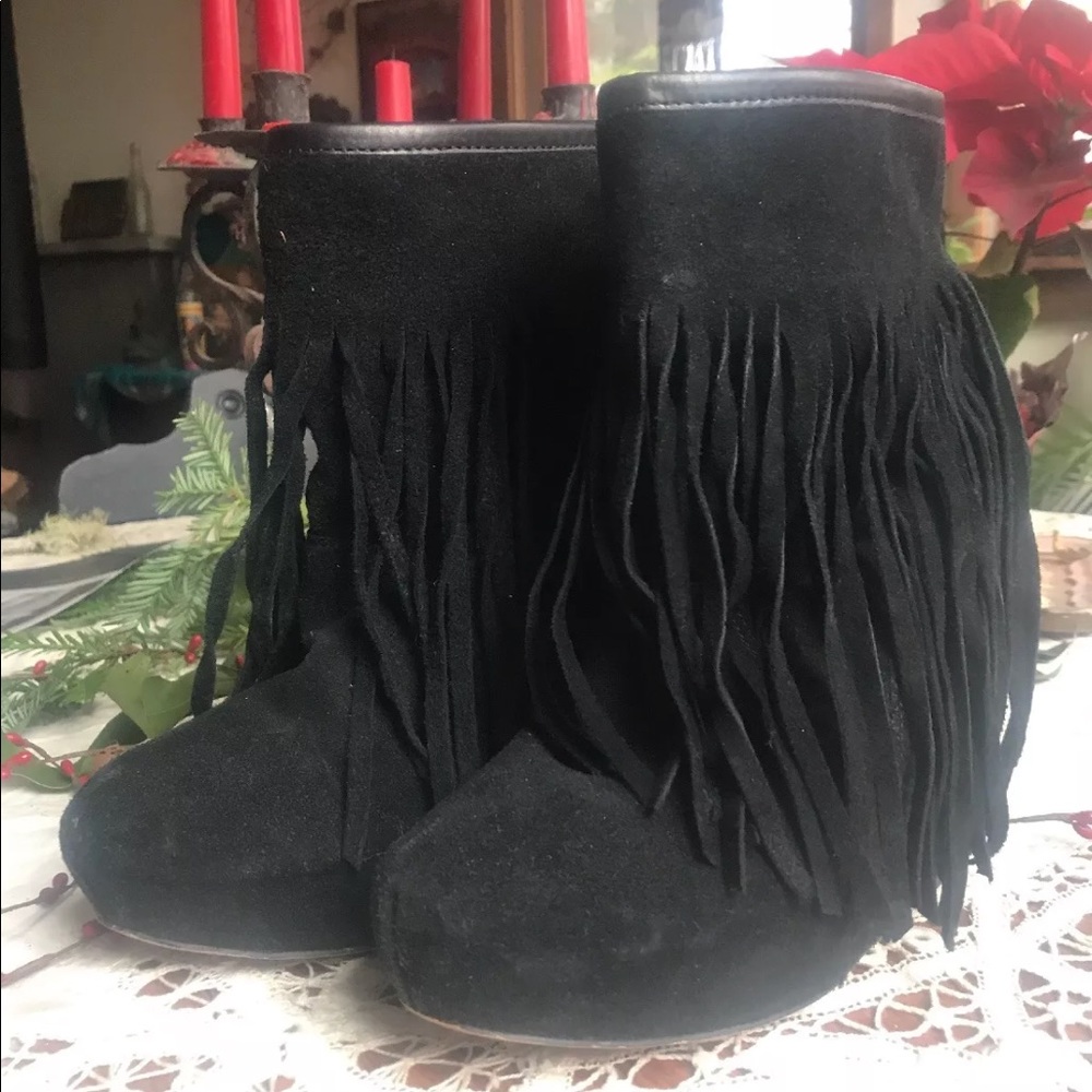 KOOLABURRA Veleta fringe wedge!! RARE..freepeople